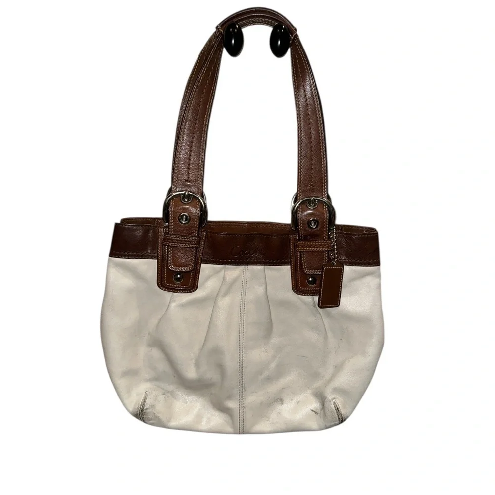 Coach leather shoulder bag f15045